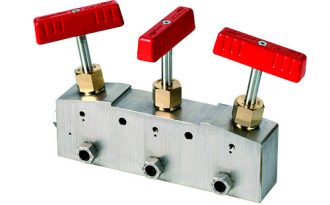 Nåleventiler needle valve høytrykk high pressure kobling Nova Swiss instrument ventiler high pressure systems fitting adapter connector